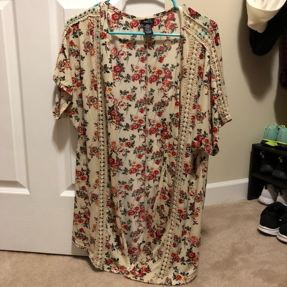 Rue21 Sweaters - Short Sleeve Cardigan